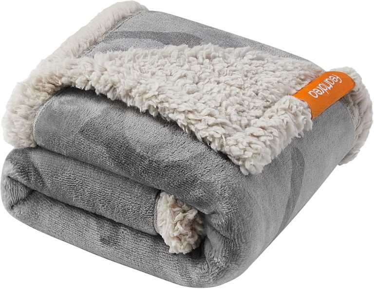 Feandrea Waterproof Dog Blanket
